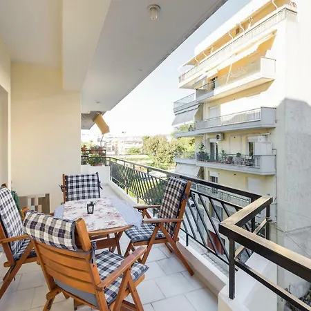 Big Modern Center Apartment, Balcony And Parking
