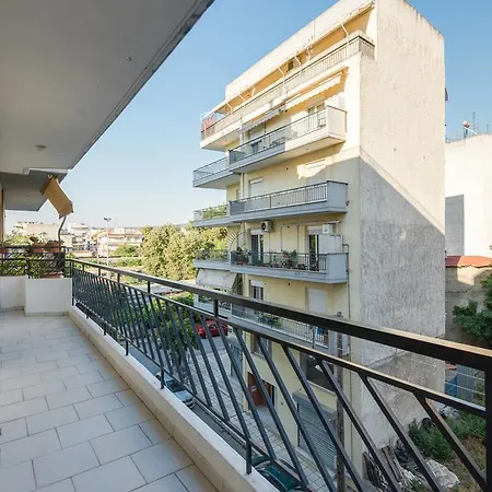 Big Modern Center Apartment, Balcony And Parking * Thessaloniki