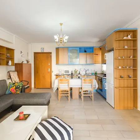 Big Modern Center Apartment, Balcony And Parking Apartment Thessaloniki