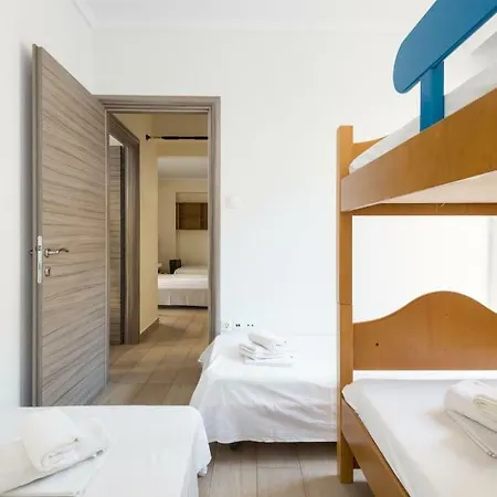 Big Modern Center Apartment, Balcony And Parking *